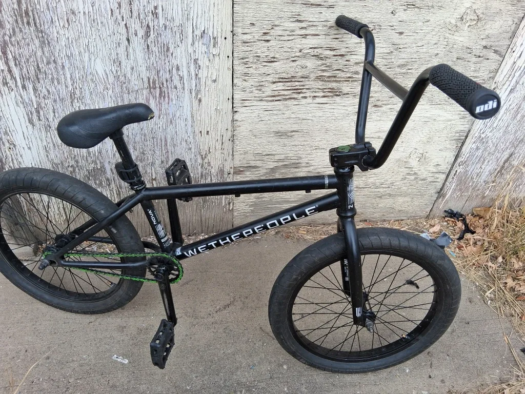 We The People Nova BMX Bike - Black image indicator(4)