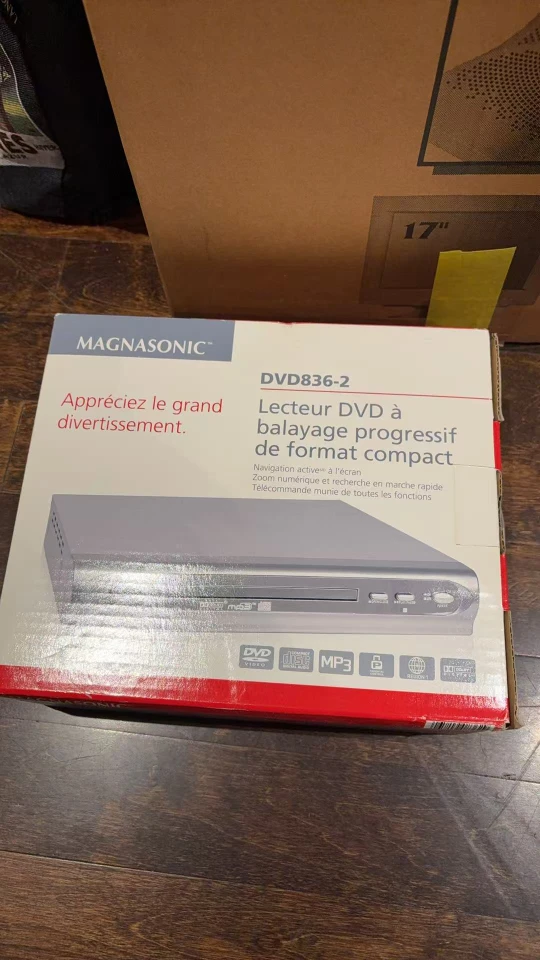 Magasonic DVD836-2 Compact DVD Player - New in Box! - photo 2