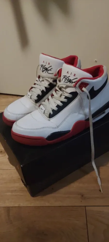 Nike Air Flight 89 Size 9.5