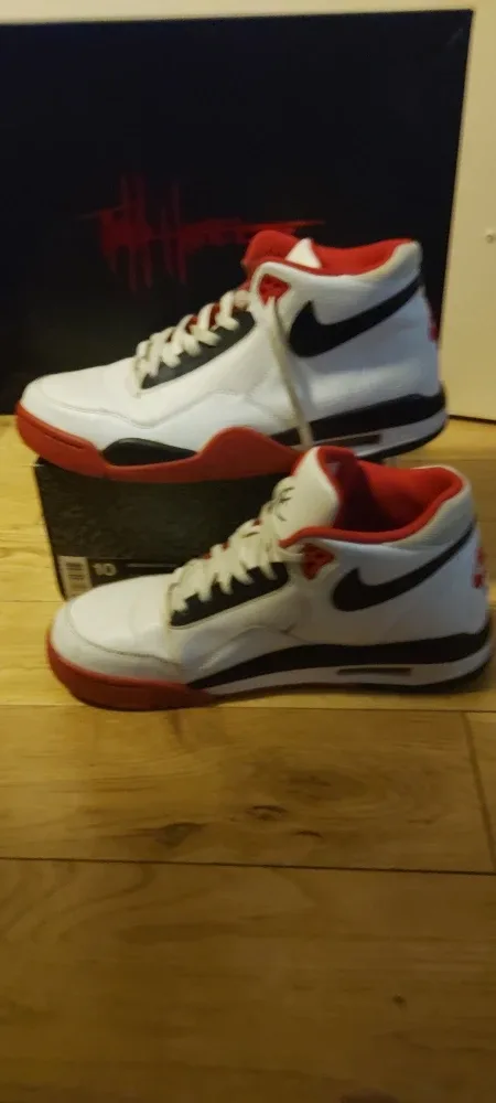 Nike Air Flight 89 Size 9.5 image indicator(4)