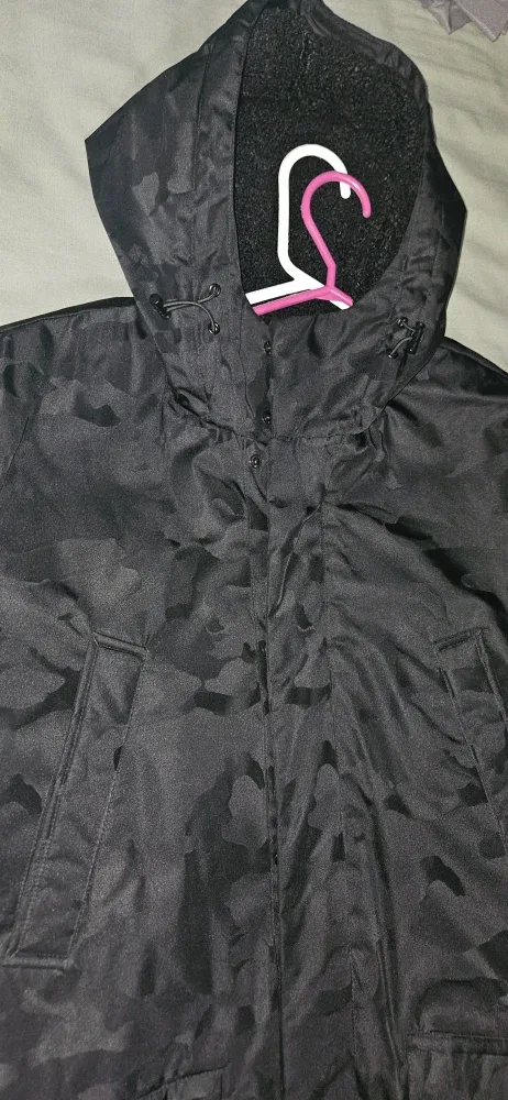 Michael Kors Camo Parka - Size L image indicator(5)