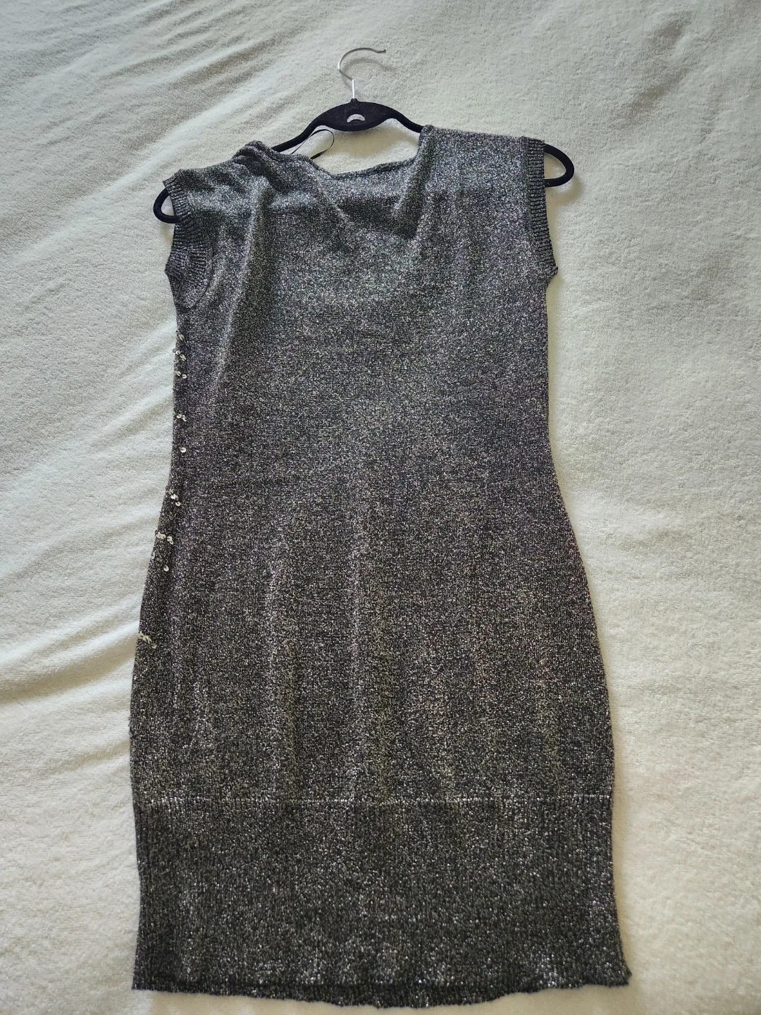 Le Chateau Sleeveless Sequin Dress(ONLY PICK UP) image indicator(2)