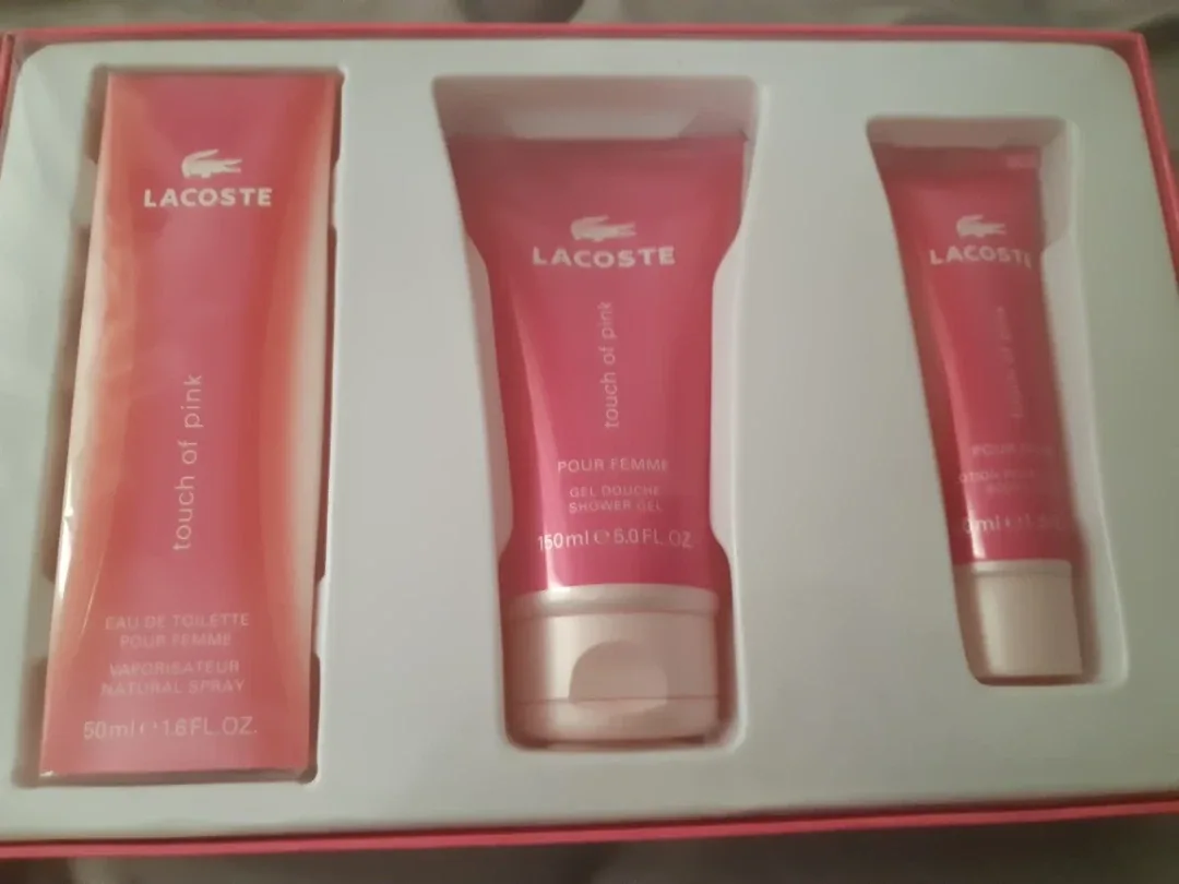 Ladies Lacoste perfum set