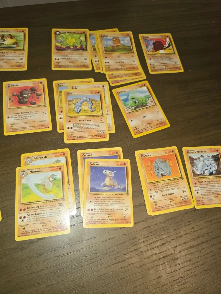 Pokémon Cards for sale image indicator(3)