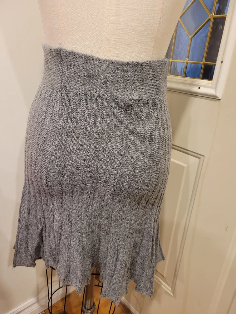 Zara med Knit Skirt image indicator(2)