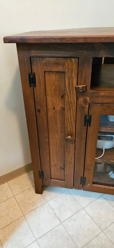 Dining room furniture/Dinner ware storage image indicator(3)