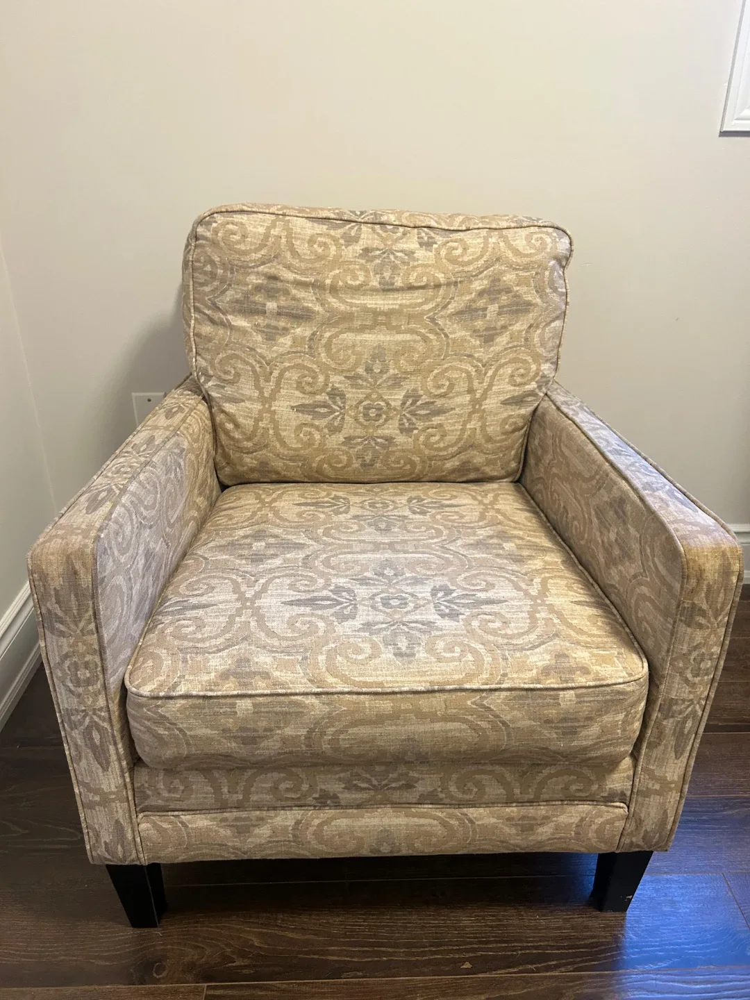 Patterned Accent Armchair from Ashley Furniture image indicator(2)