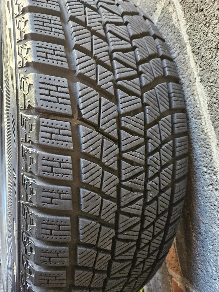 205/55/16, 5 x 114.3 Honda Civic winter tires and rims image indicator(7)