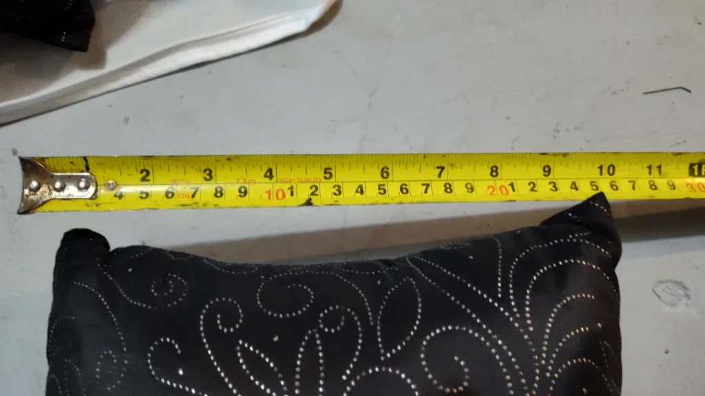 4 Gorgeous Black Decorative Pillow with Silver Pattern image indicator(3)