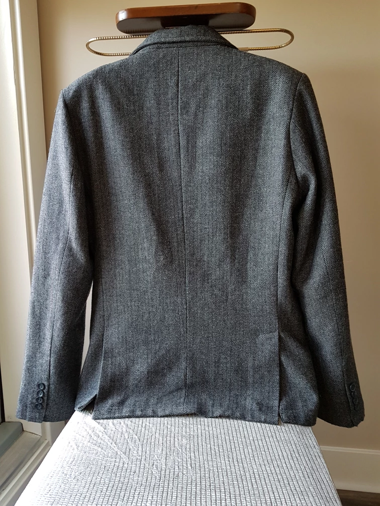 UB Herringbone Blazer - Size M - photo 4