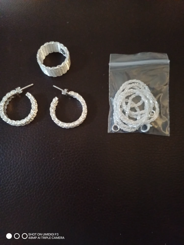 Jewellery Set: Ring, Earrings, Necklace