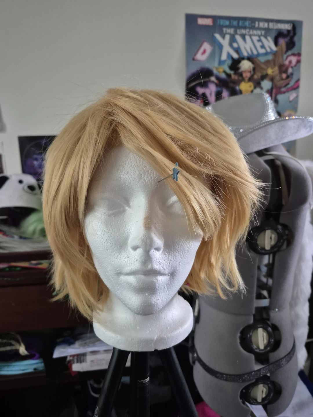 Short Blonde wig