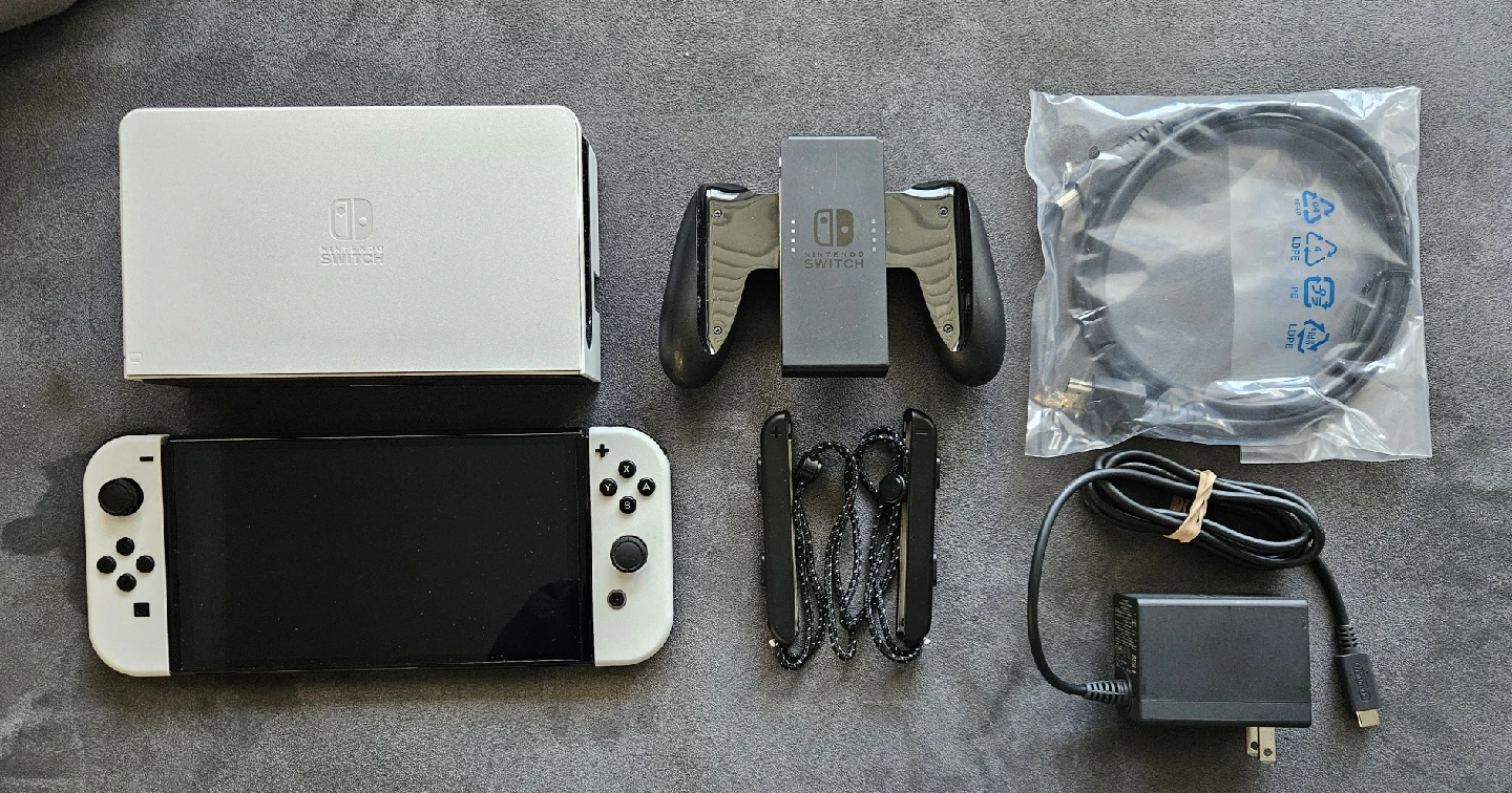 Nintendo Switch OLED Mint Condition Like New - photo 4