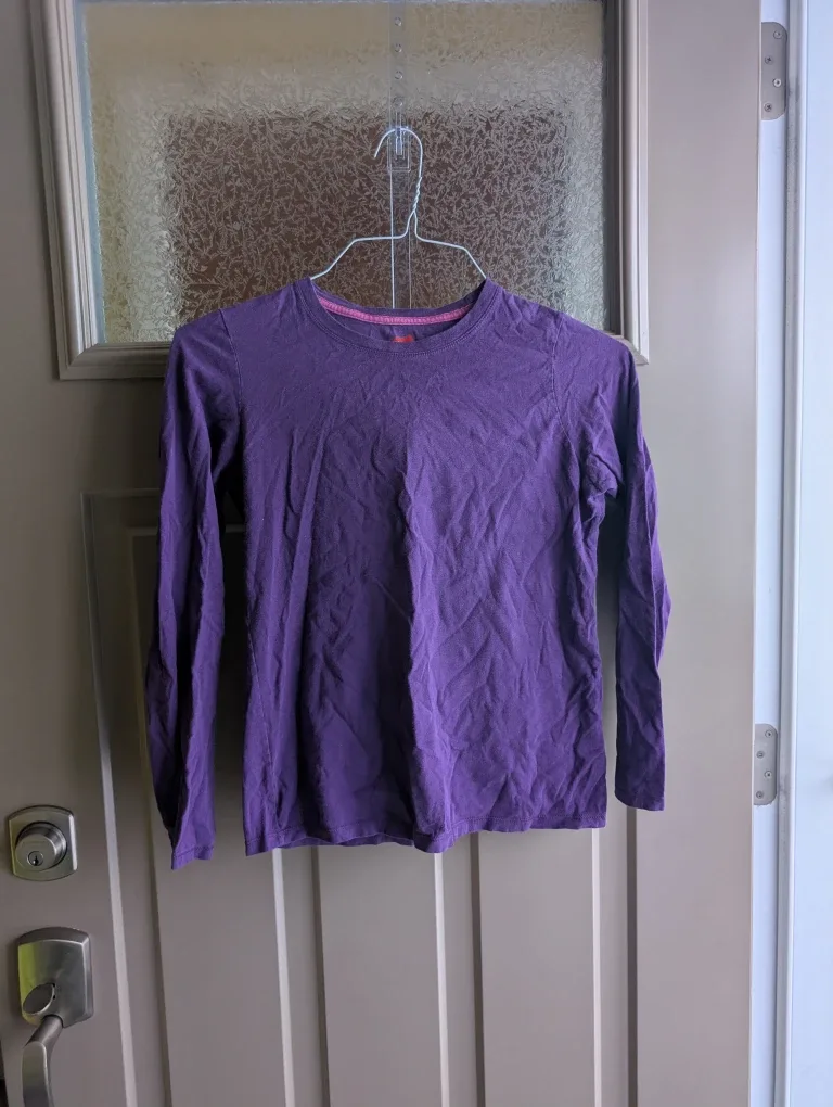 Girls sz XL shirts $4 each