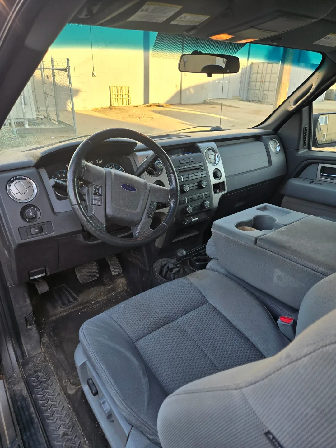 Ford F-150 4x4 Truck image indicator(6)