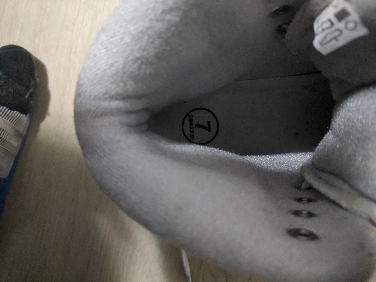 Jackson Figure Skates - Size 7 image indicator(4)