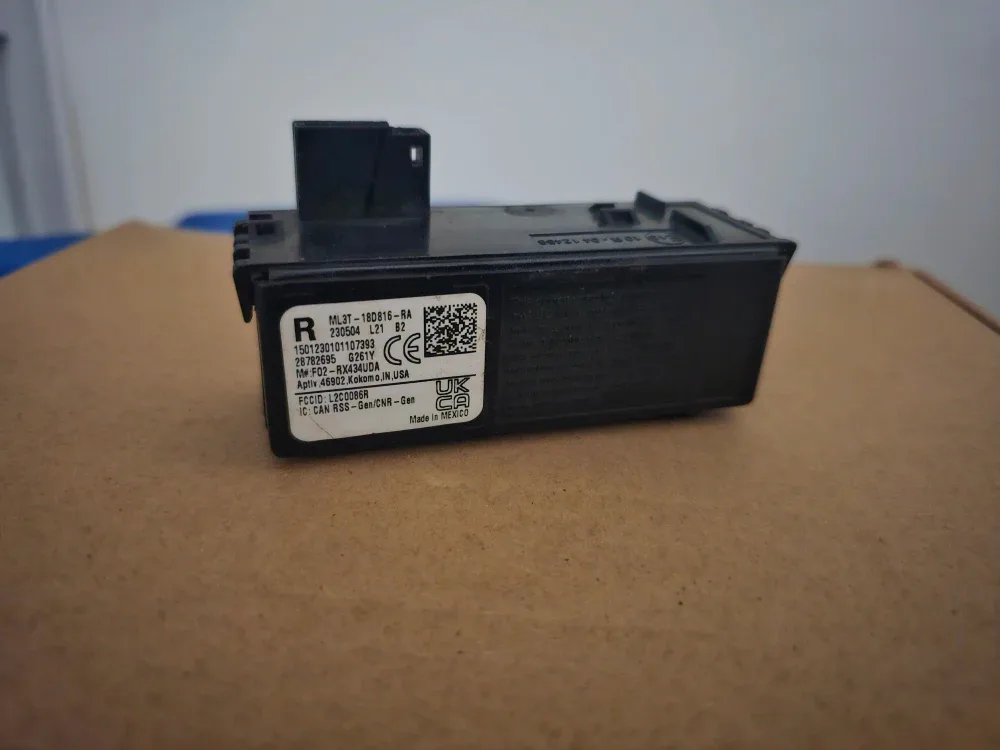 ML3T-18D816-RA Car Part