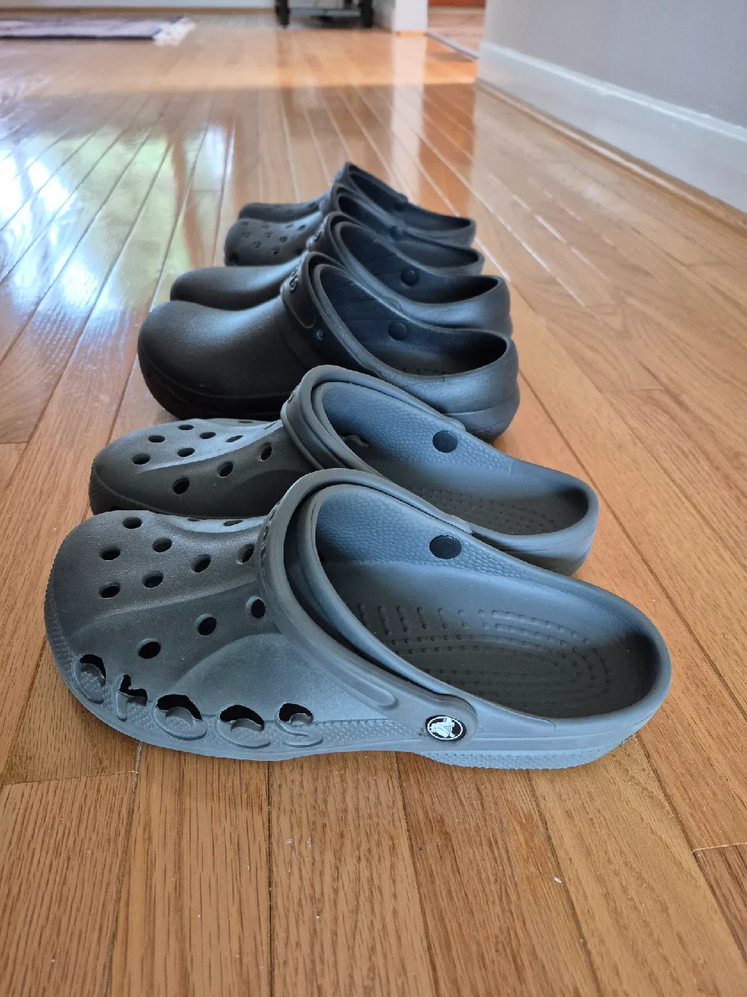 Crocs: 2 pairs Men's Size 11 + a free pair ($40 for the lot) image indicator(10)