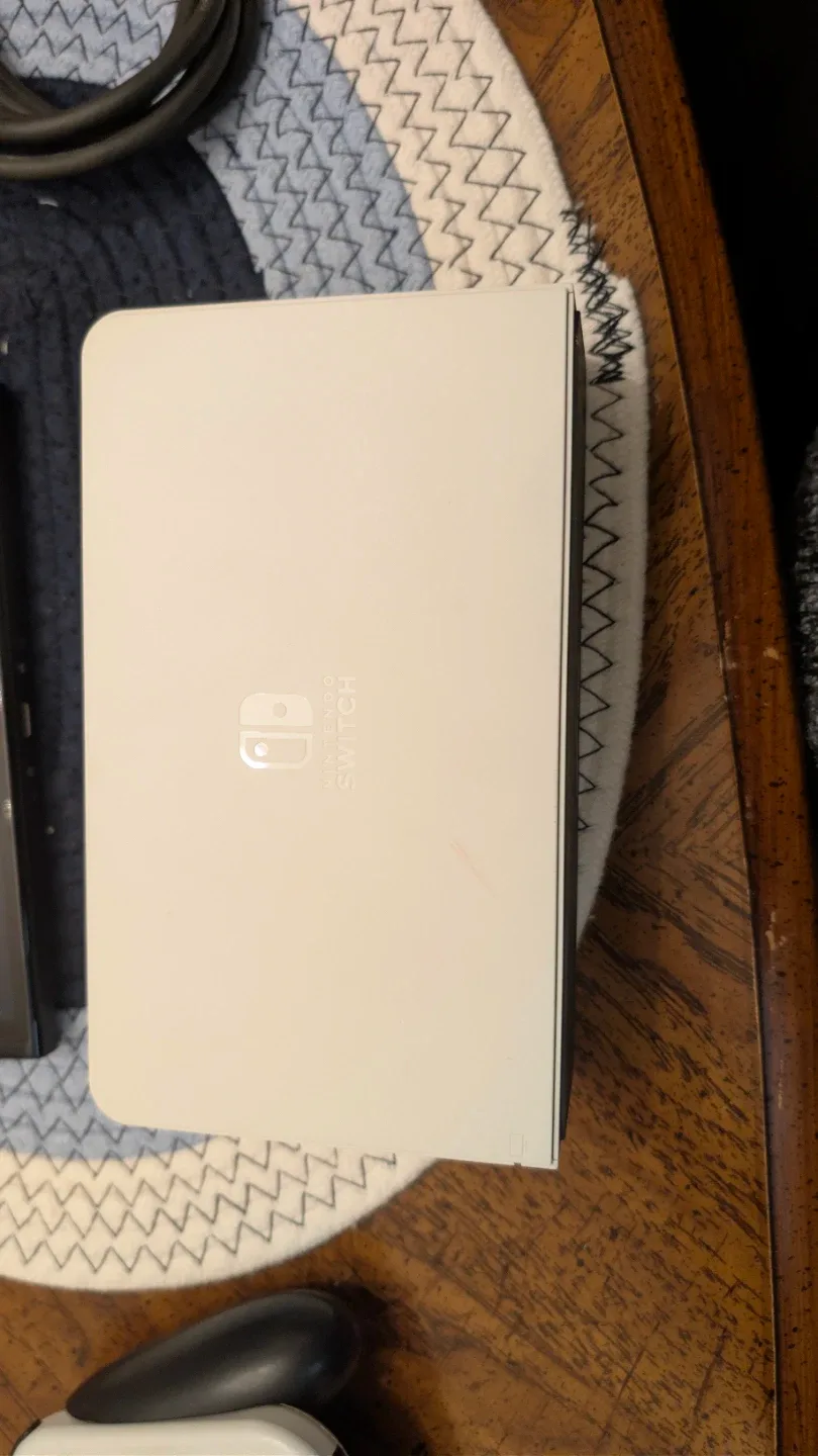 Nintendo Switch OLED + Games & Accessories image indicator(5)