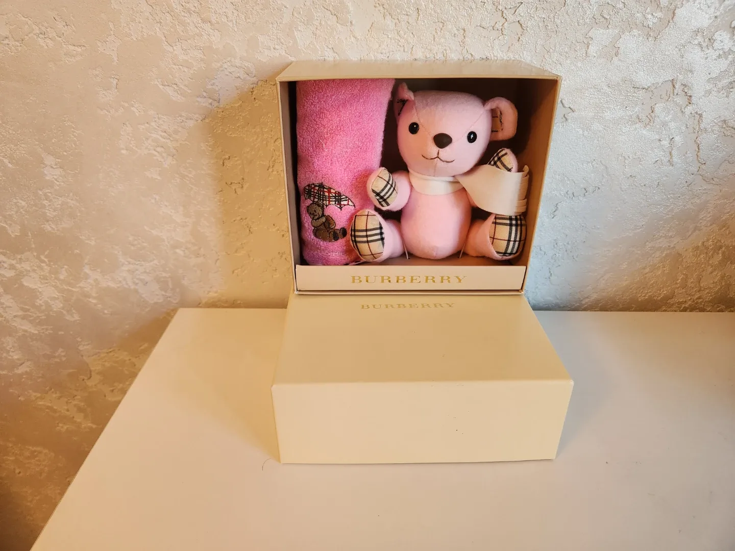 Burberry Baby Gift Set - Pink Teddy Bear & Towel