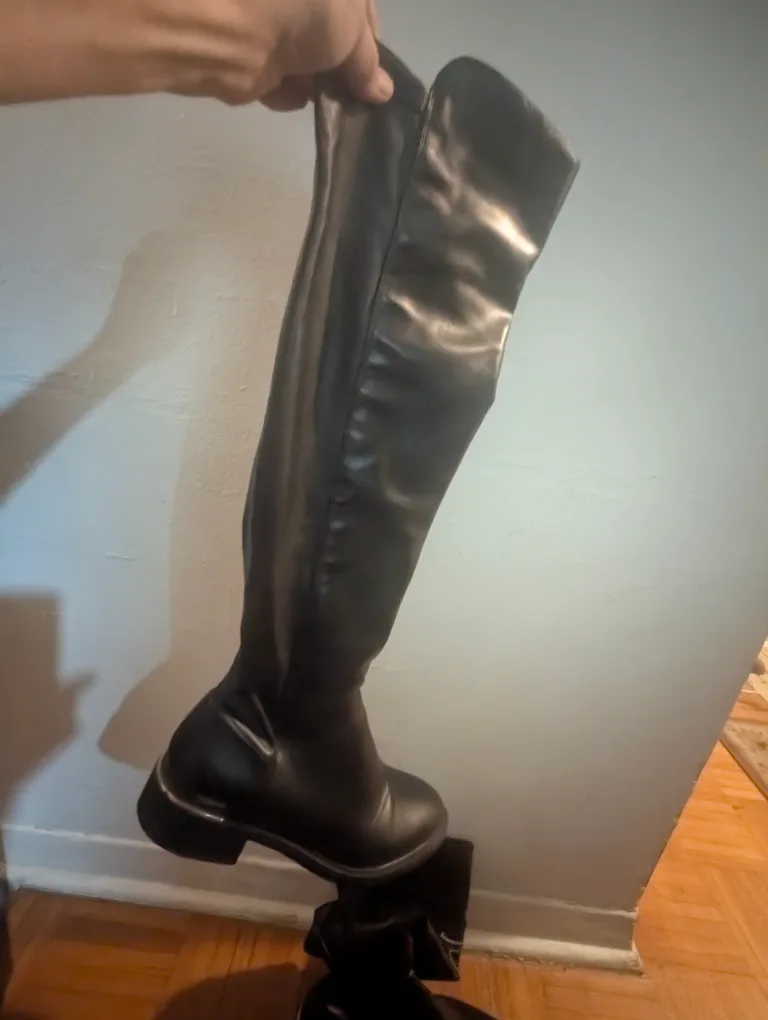 Black Over-the-Knee Boots image indicator(2)