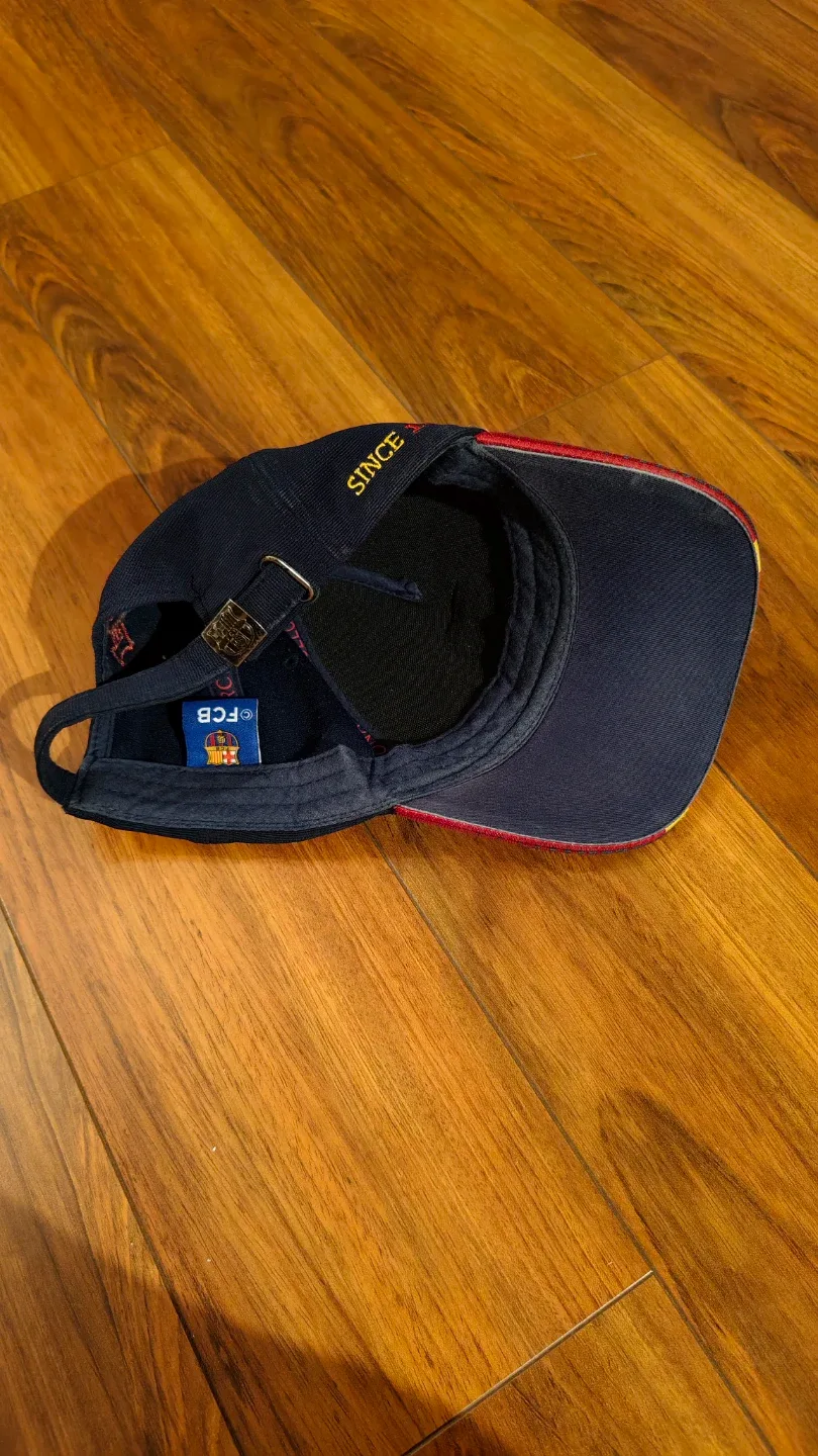 Official FC Barcelona Cap image indicator(2)