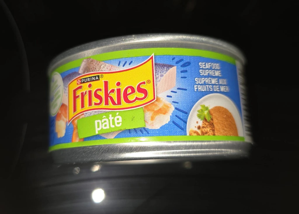 Purina Friskies Seafood Supreme Cat Food