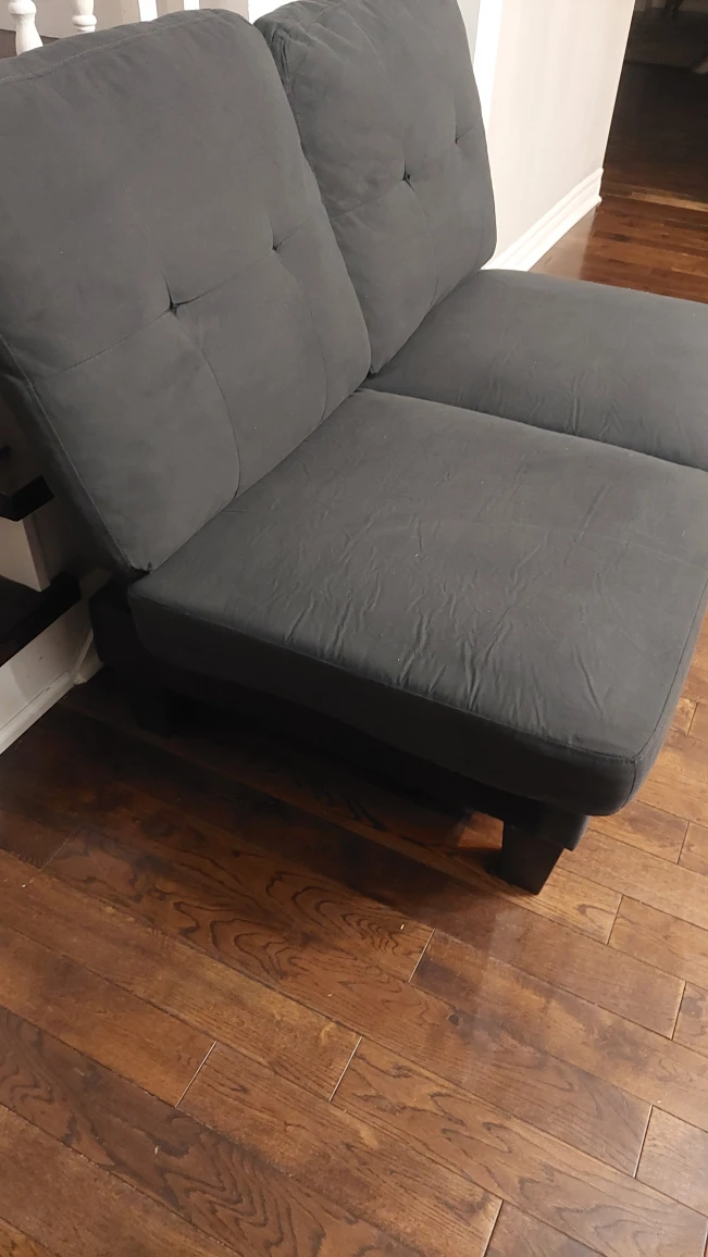 Loveseat - Great Condition - photo 4