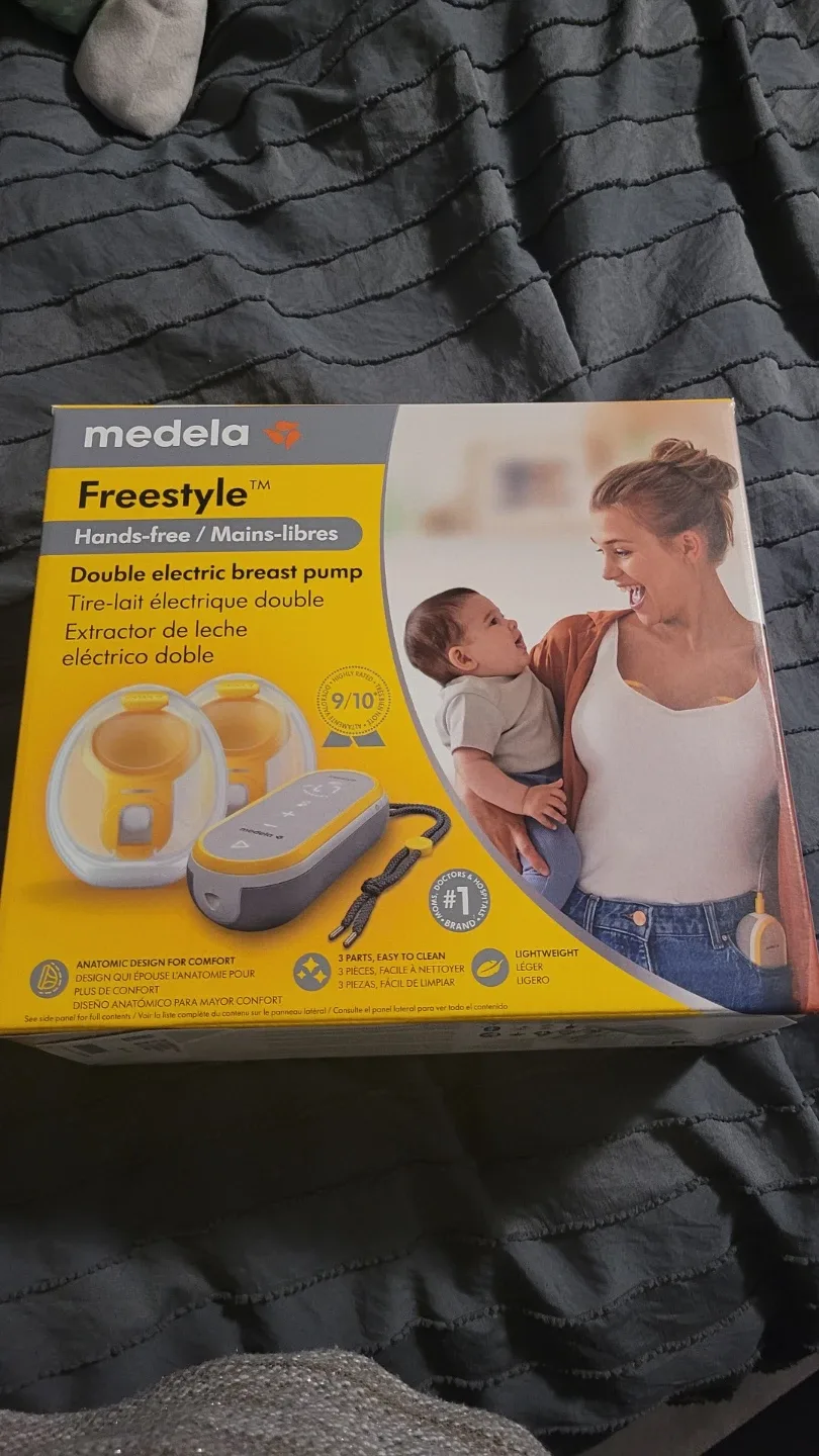 Medela Freestyle Double Electric Breast Pump (New)