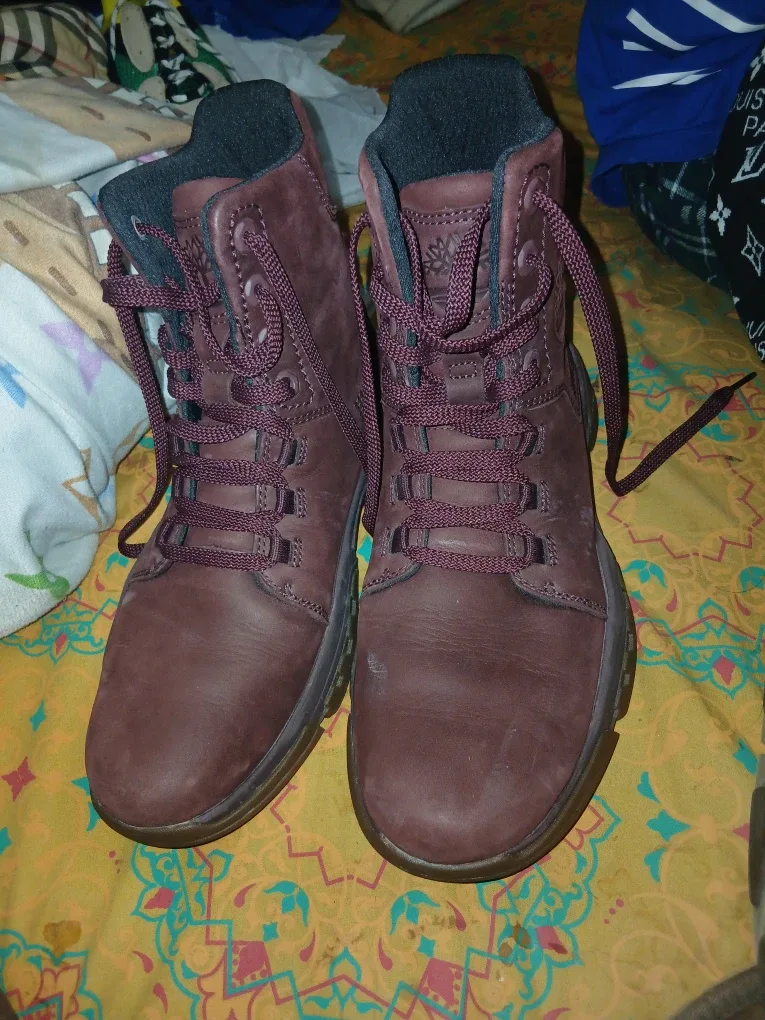 Timberland Leather Boots image indicator(2)