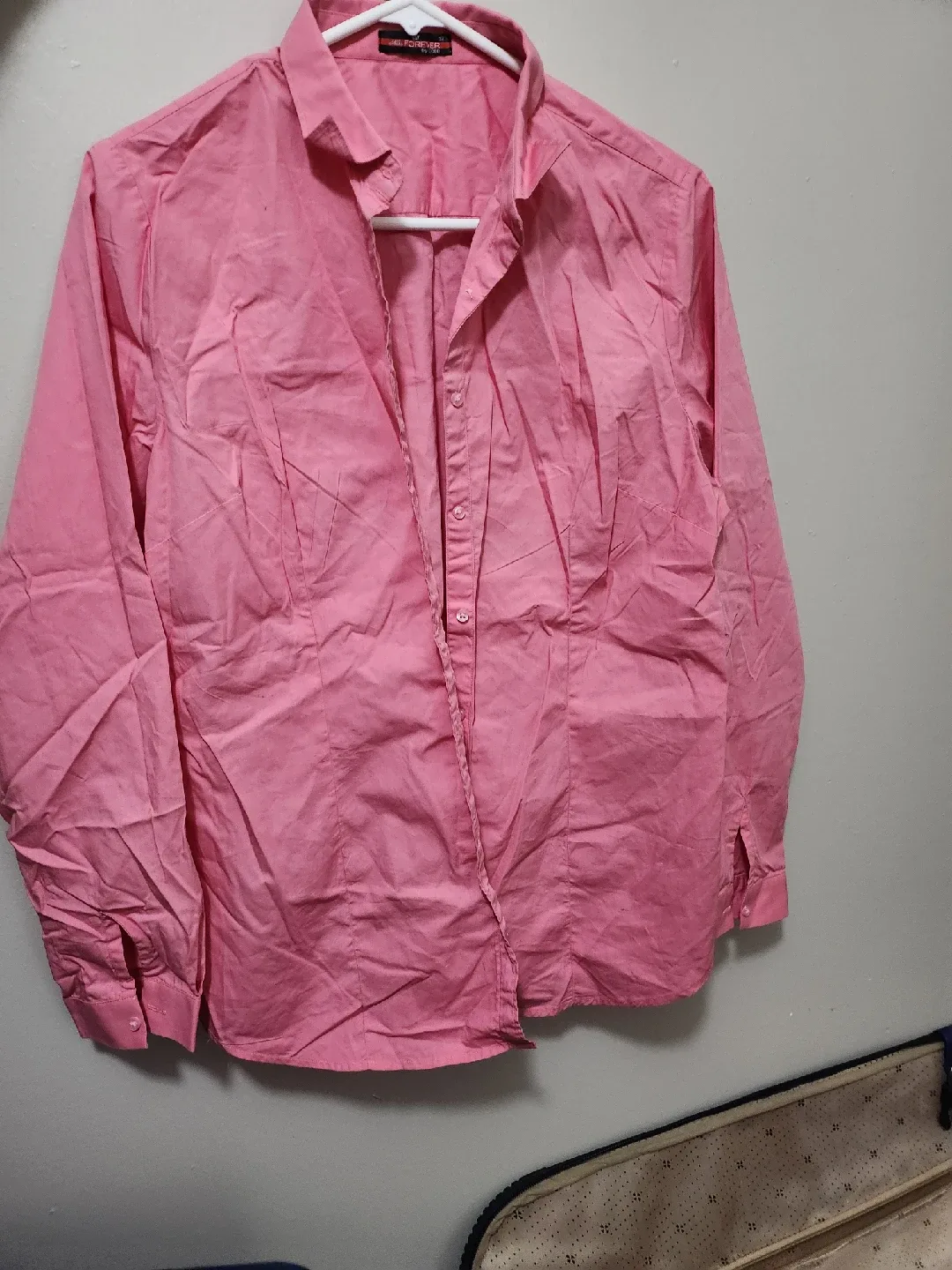 Van Heusen Button-Up Shirt XL image indicator(4)