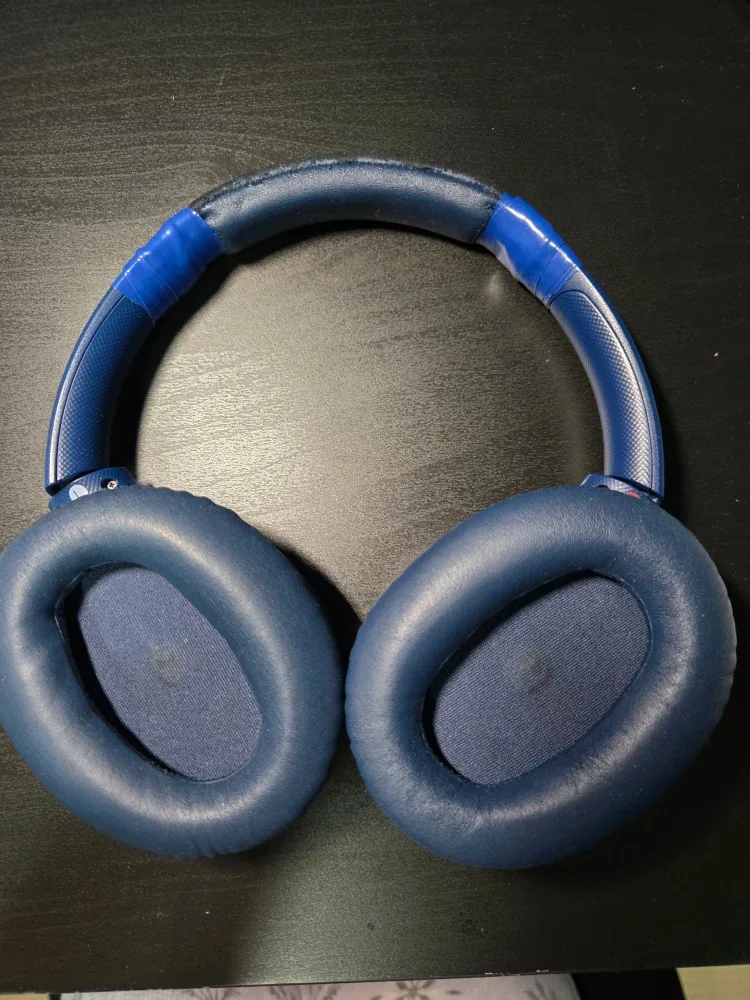 Sony Blue Headphones image indicator(2)