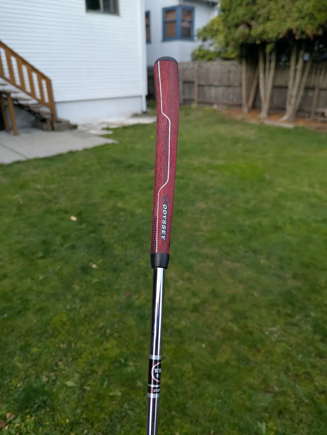 Odyssey White Steel 2-Ball Blade 2 Putter image indicator(3)