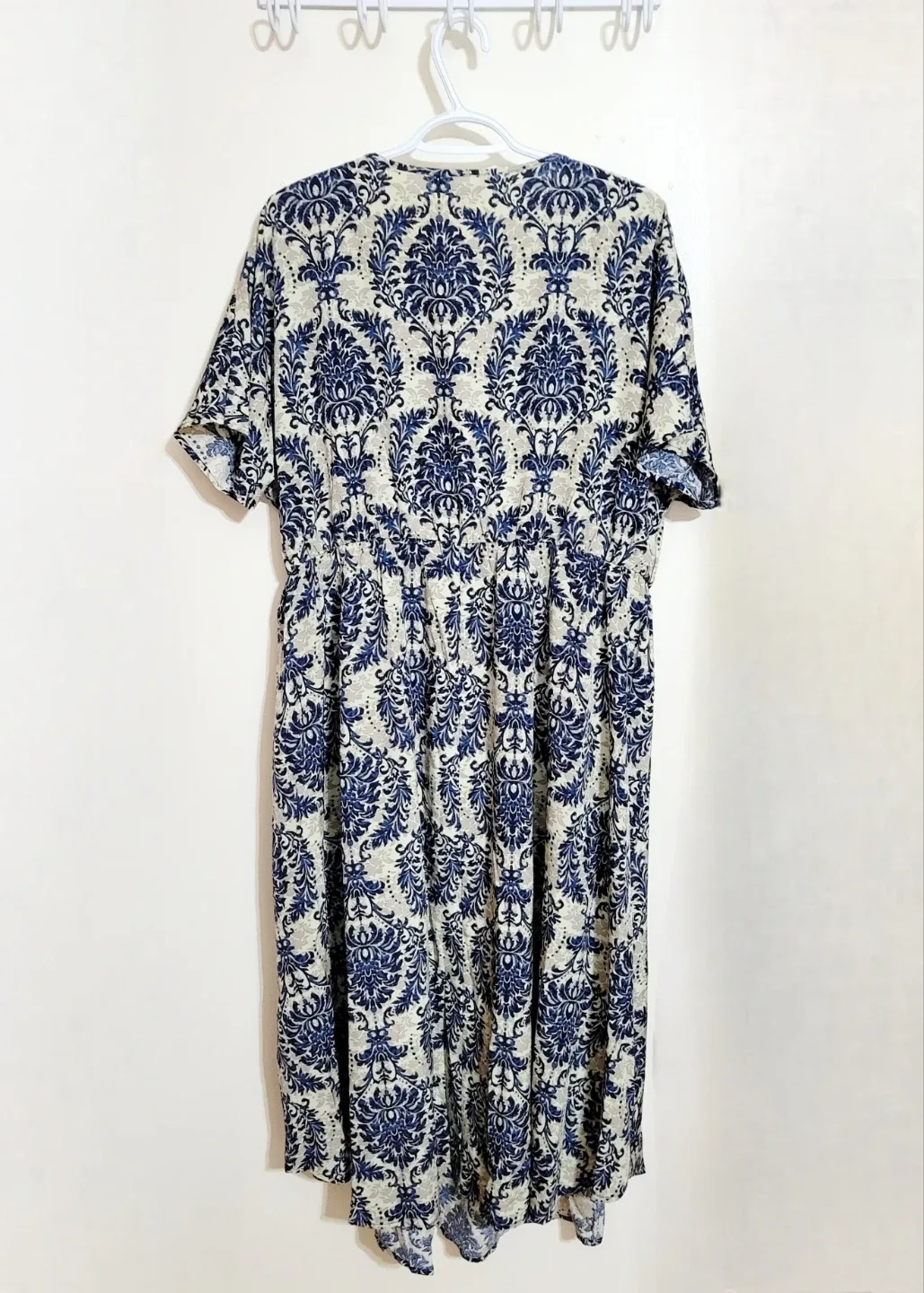 Beautiful Bloomchic Dress image indicator(4)