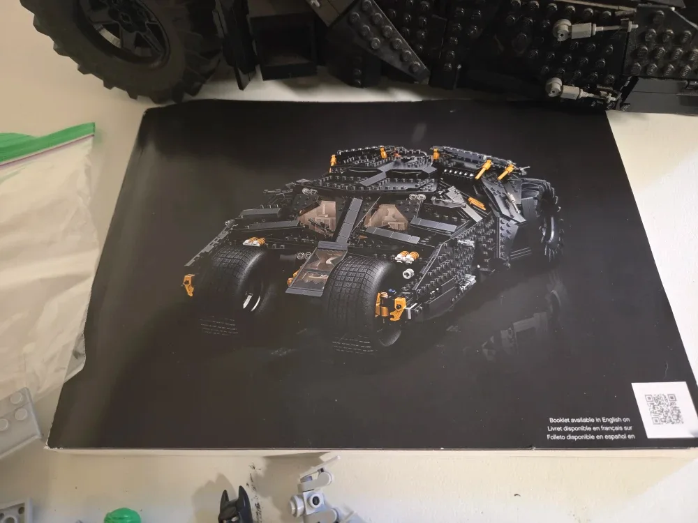 Lego DC Comics Batmobile Tumbler 76240 image indicator(5)