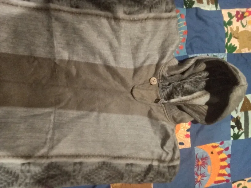 High Quality Handmade Alpaca Wool Poncho image indicator(4)