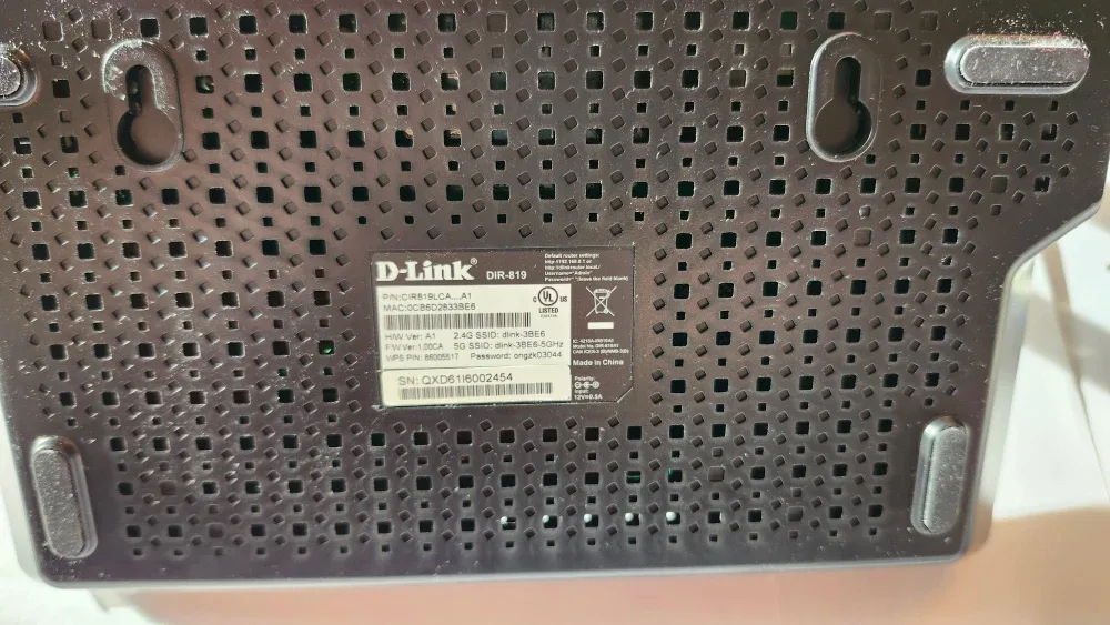 D-Link DIR-819 WiFi Router image indicator(4)