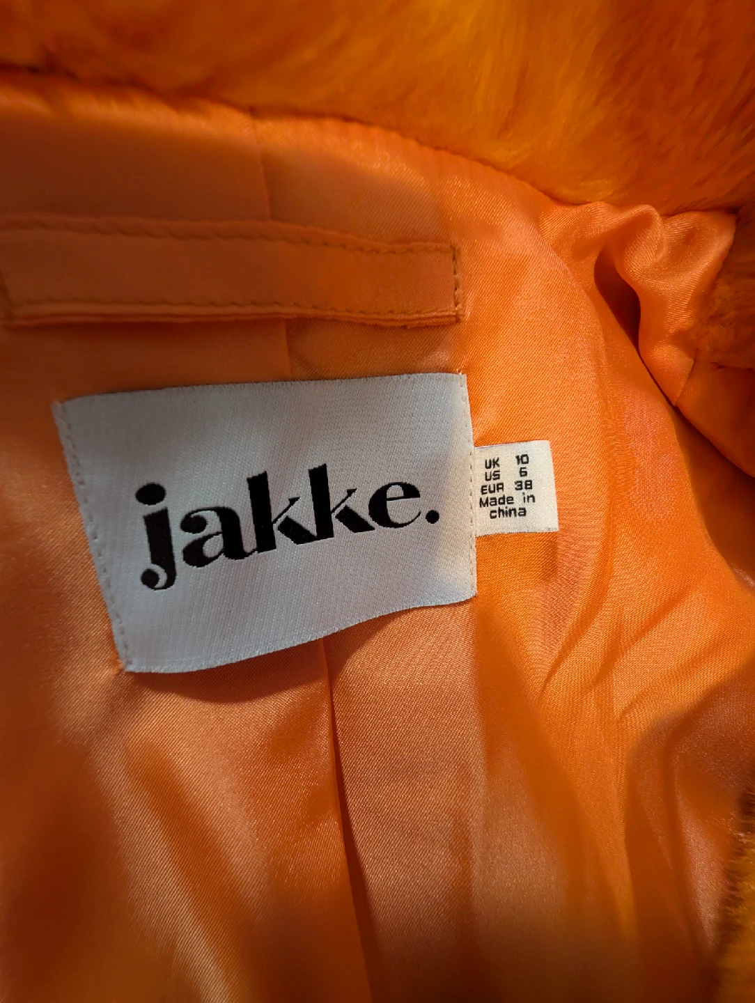 Jakke Faux Fur Coat - Size US 6.Read for details - photo 3