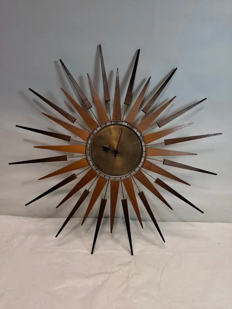 DGL Vintage Mid-Century Modern Seth Thomas Starflower Wall Clock