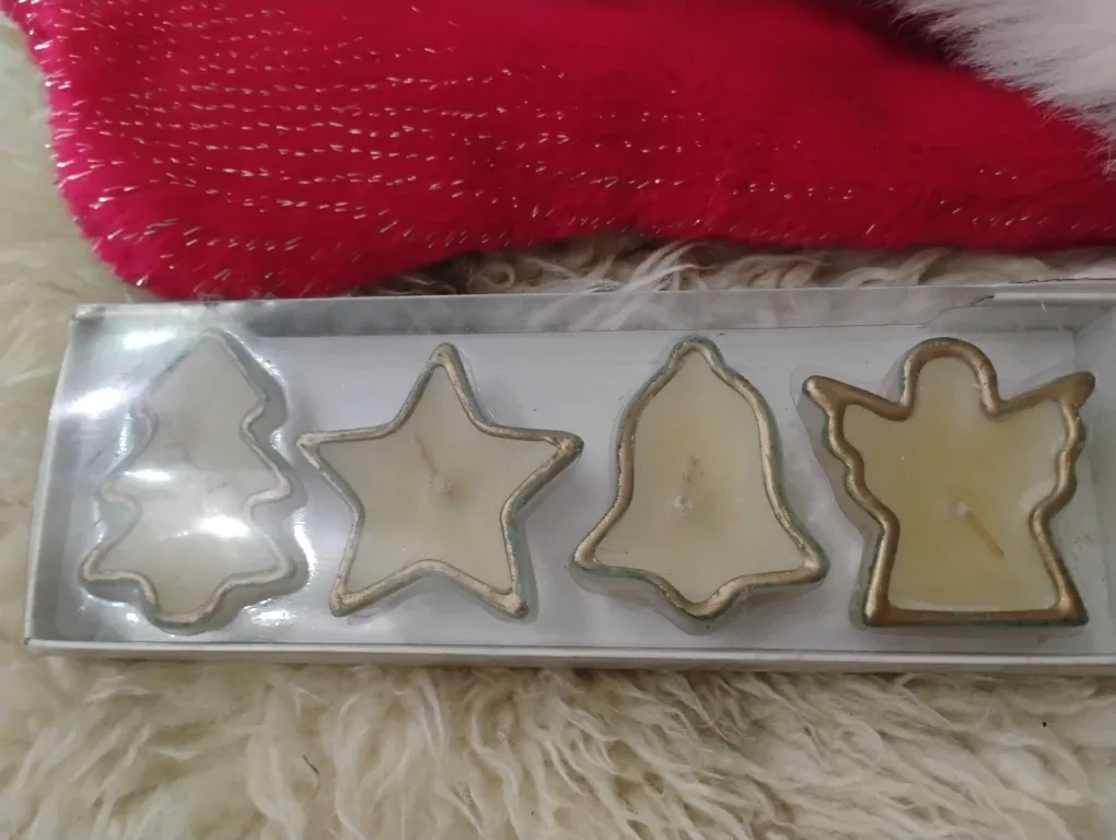Christmas Tea Light Candles - New in Box