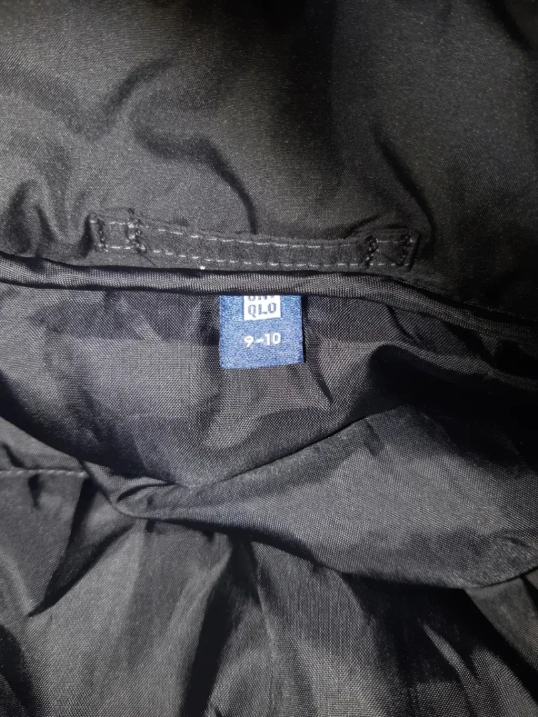 Uniqlo Kids Puffer Jacket, Size 9-10 image indicator(3)