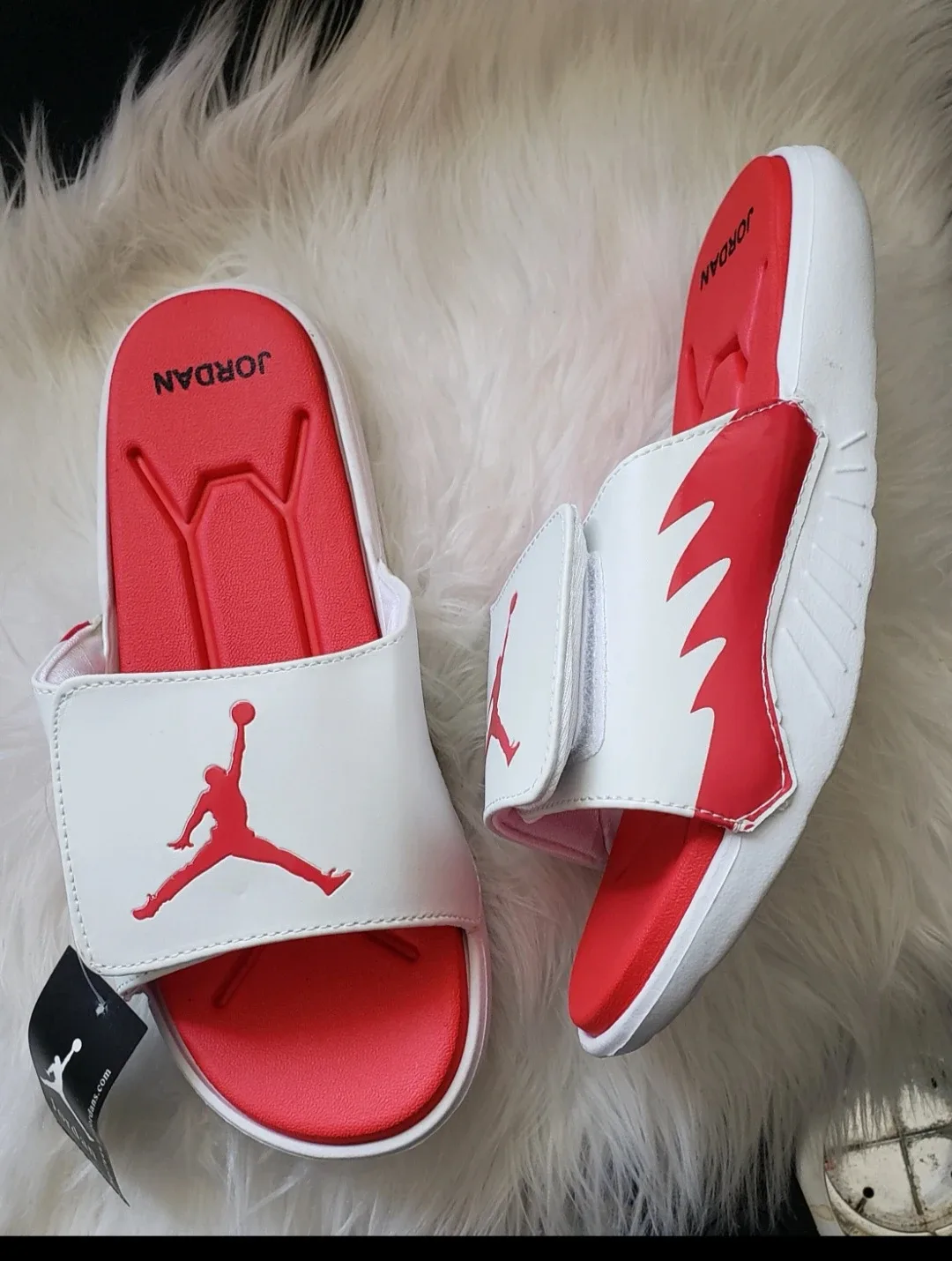 Brand new Man's Jordan Retro sleepers for sale image indicator(2)