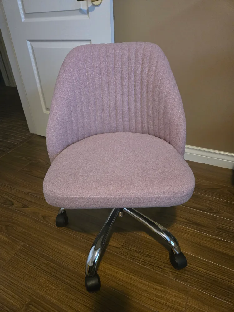Pink swivel chair