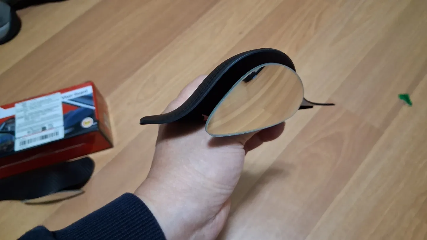 A Pair of Blind Spot Mirror Rain Visors 2 in 1 image indicator(6)