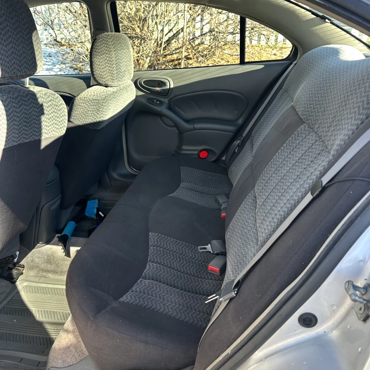 2005 Pontiac Grand Am 3.4 L V6 - photo 3