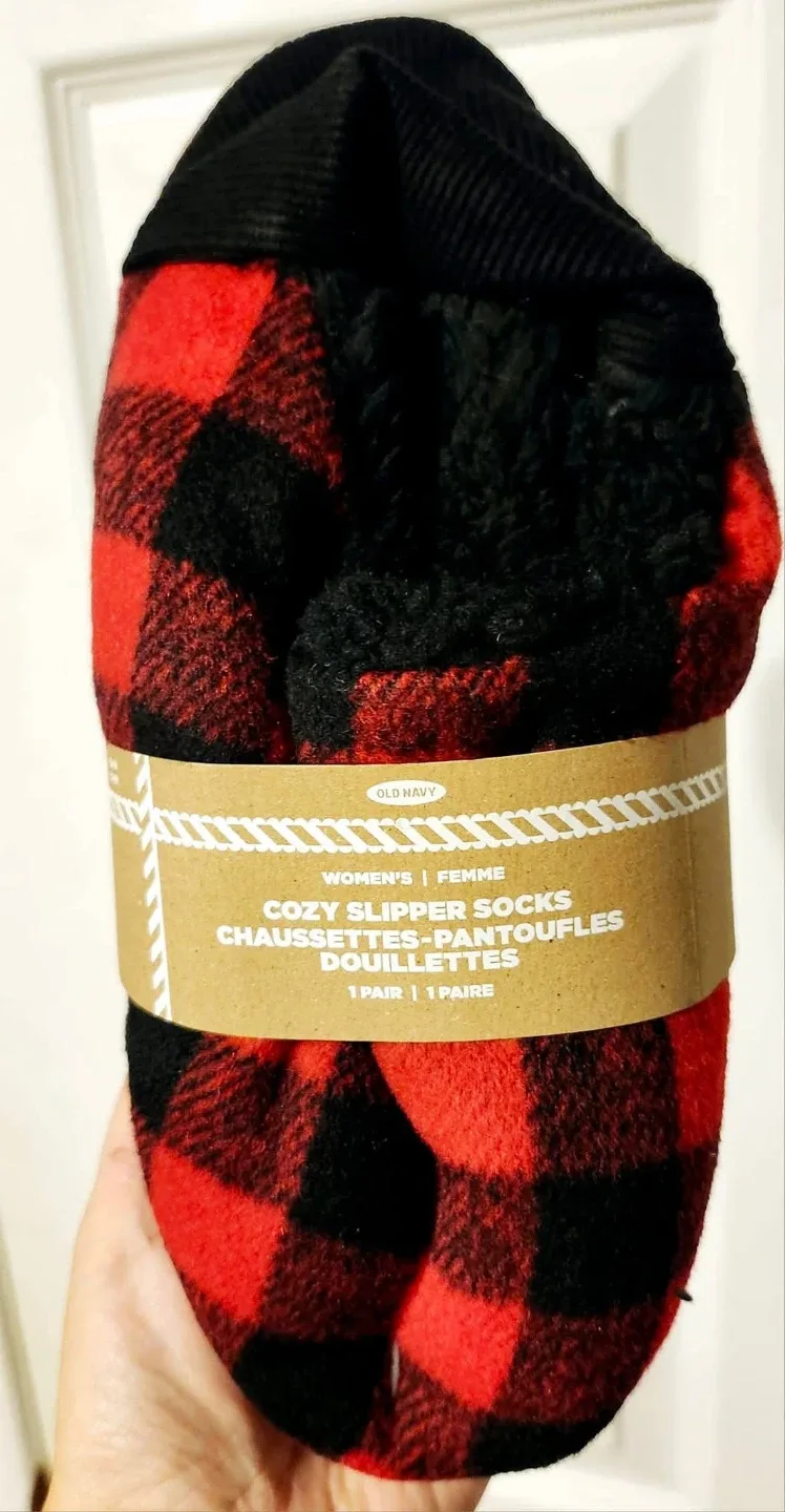 New Old Navy plaid slipper socks. Pick up in Kitchener, $6