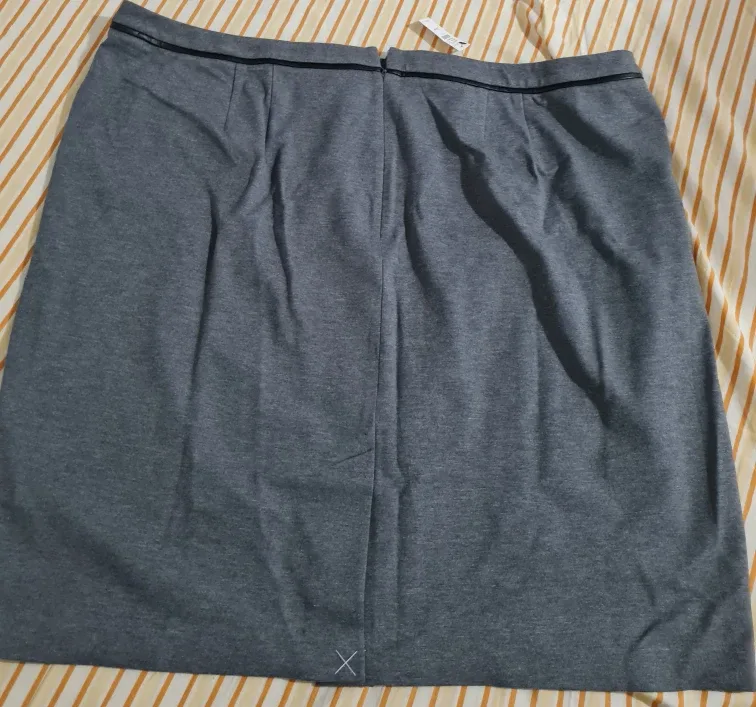 Talbots Plus Size 24W Grey Skirt image indicator(3)