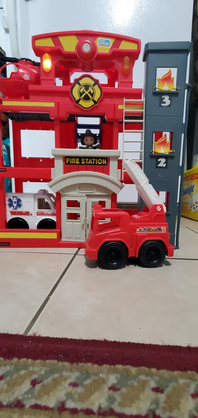 Fire Station Playset image indicator(6)