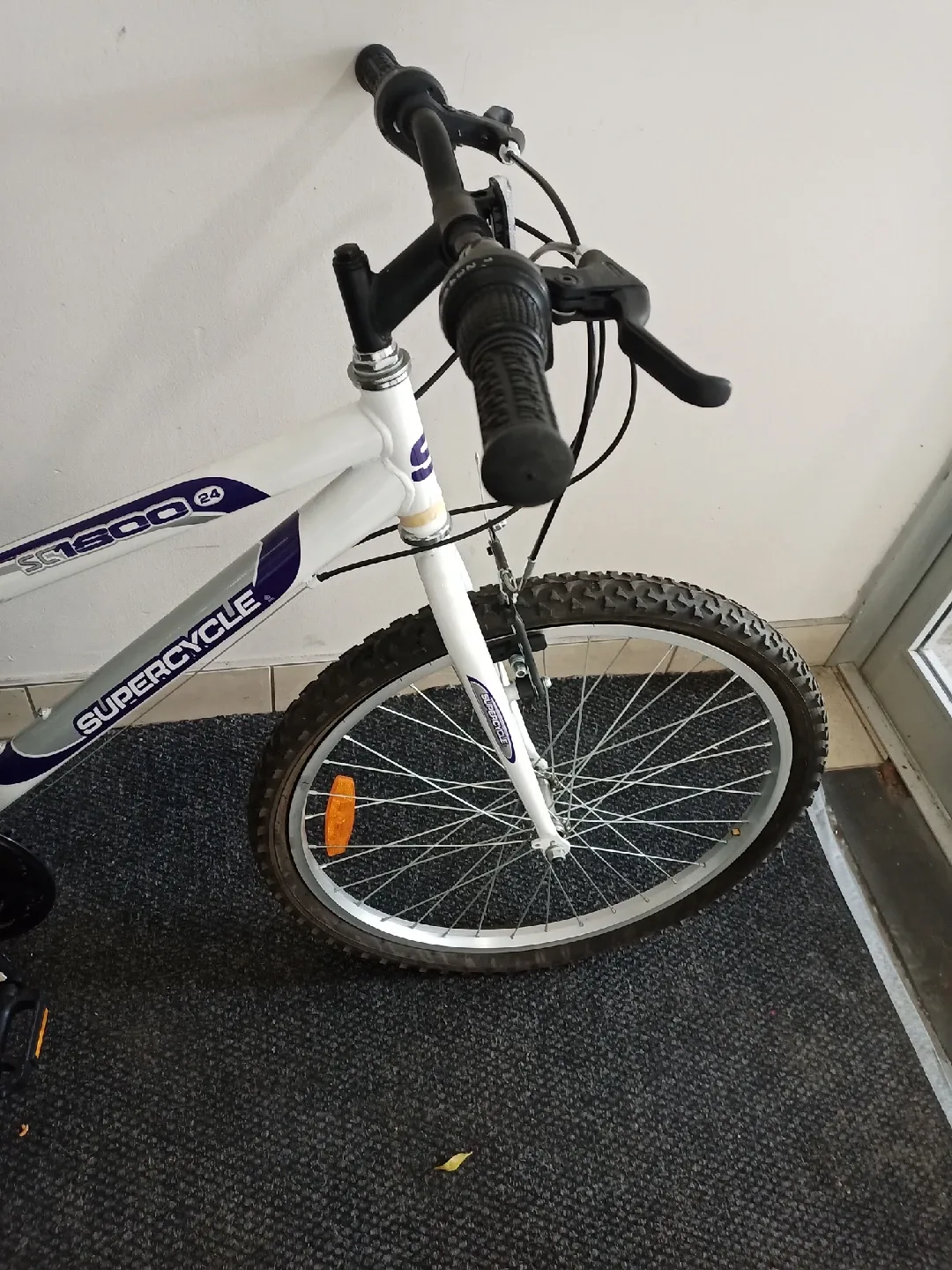 New~24" Supercycle 18 speed youth bike image indicator(5)