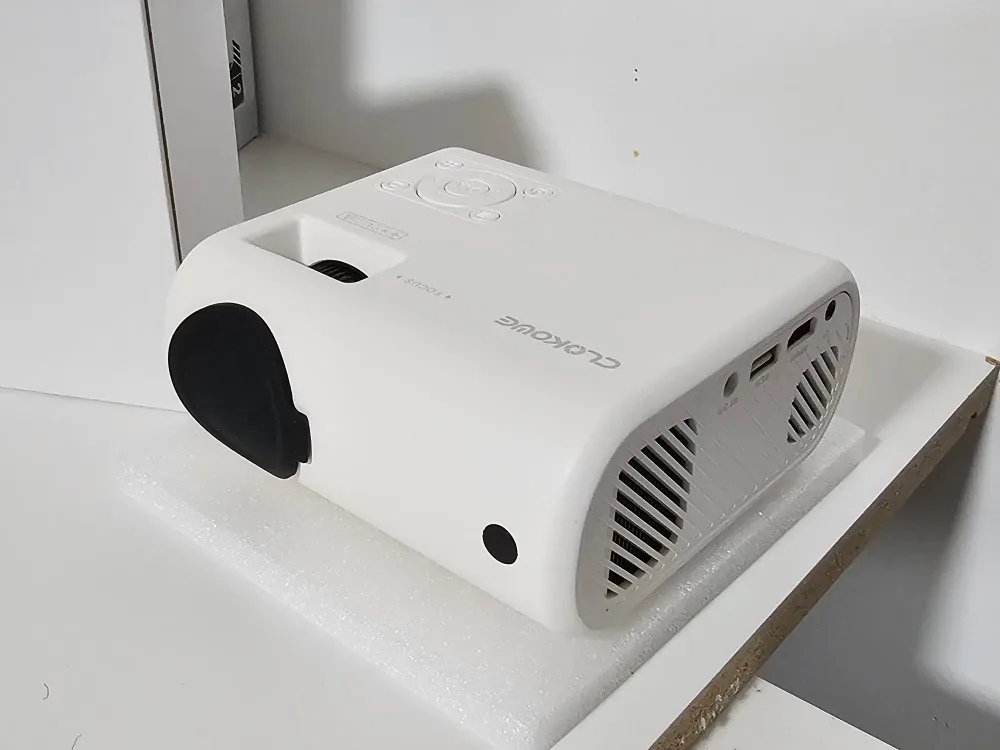 NEW- CLOKOWE Mini Projector - White image indicator(3)